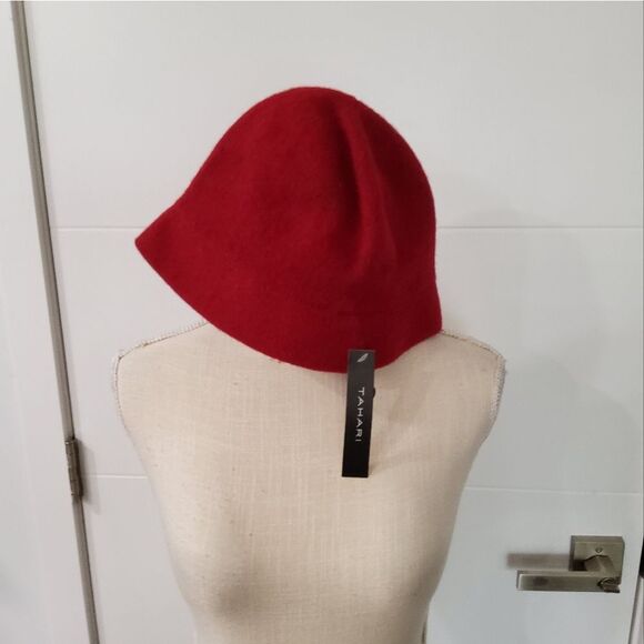 Tahari Fuzzy Knit Packable Bucket Hat - Picture 2 of 7